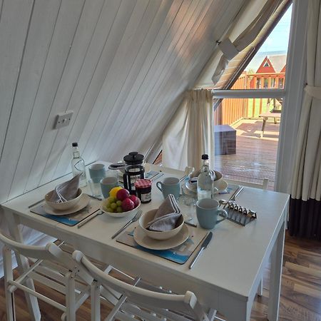 Wow! Amazing Sea Views At Coastal Chalet In Kingsdown Park With Pool No 40别墅 外观 照片